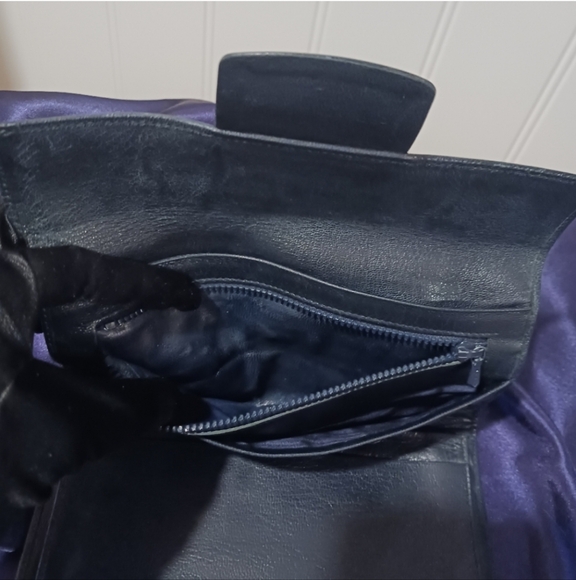 Vintage Celine Crossbody Leather Tri-fold Long Wallet on a Chain - Picture 11 of 15